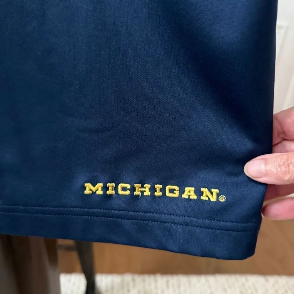 Nike Elite University of Michigan Wolverines Sleeveless Basketball Shirt Jersey